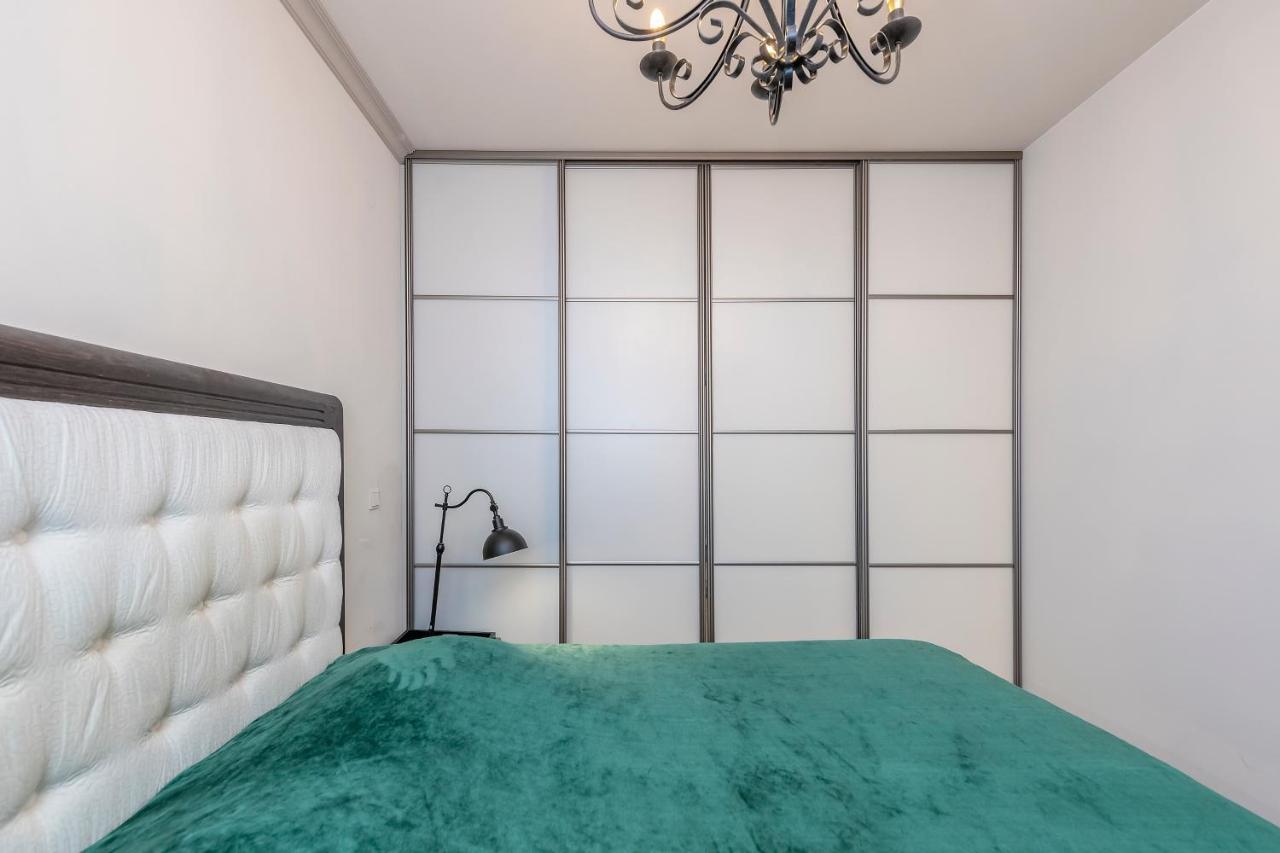 Luxury Gaono Apartments Vilnius Old Town I Self Check In I Free Private Parking Buitenkant foto