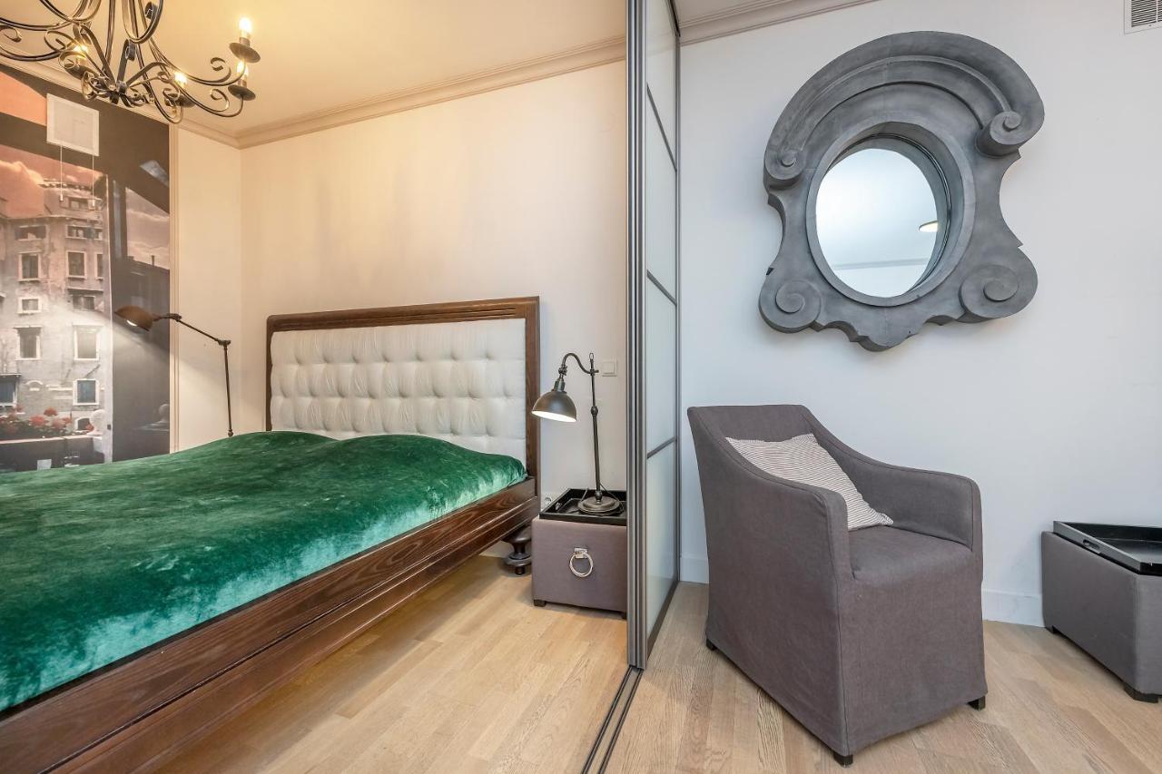 Luxury Gaono Apartments Vilnius Old Town I Self Check In I Free Private Parking Buitenkant foto
