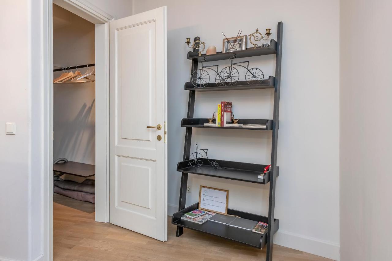 Luxury Gaono Apartments Vilnius Old Town I Self Check In I Free Private Parking Buitenkant foto